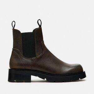 Zara Chelsea Boots New With Tags